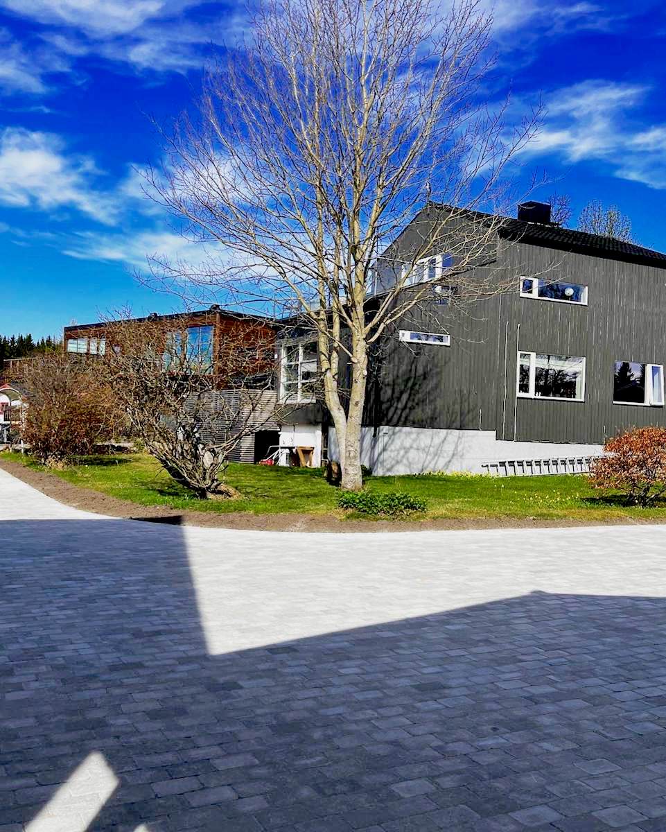 Steinlegging med belegningsstein i Tromsø – utført av MEMM Drift AS (4)